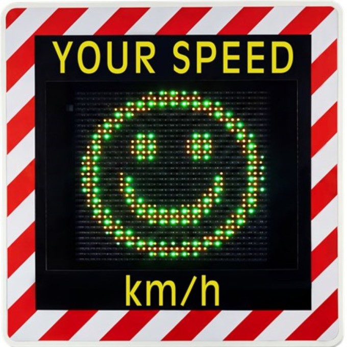 Radar preventiv afisare viteza – multicolor (3 LED-uri ), inregistrare date trafic Radar preventiv afisare viteza – multicolor (3 LED-uri ), inregistrare date trafic